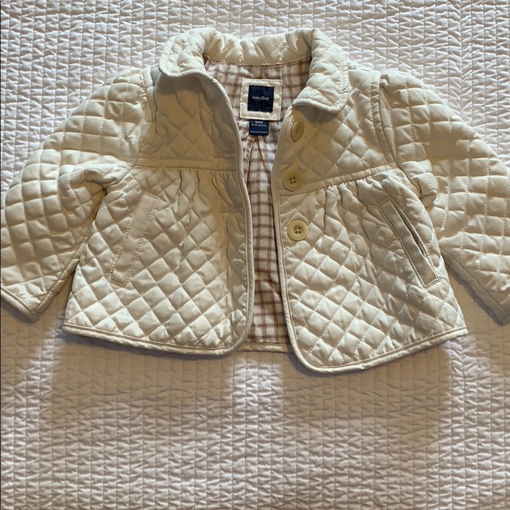 6-12M babyGap quilted jacket. Girls.